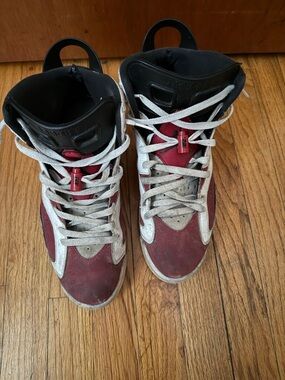 Retro Jordans 6’s Carmines . Size 10.5